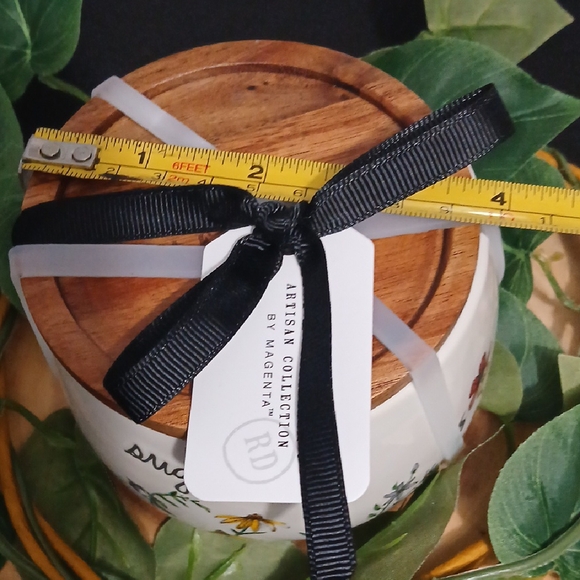 New!! Rae Dunn Floral Ceramic Sugar Jar with Wooden Lid NWT - Picture 12 of 13